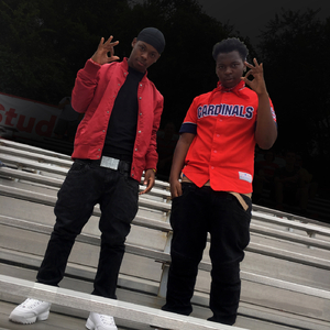 淫词艳曲激情骚麦自慰
